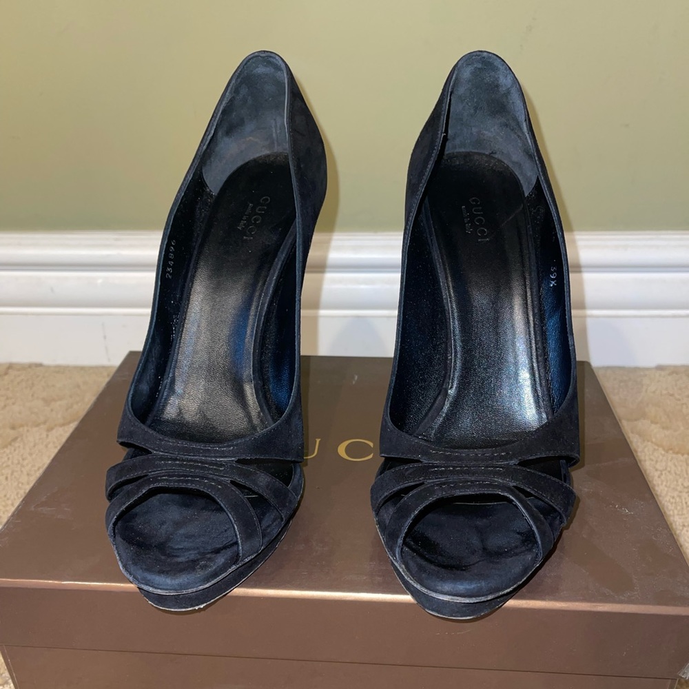 Gucci pump